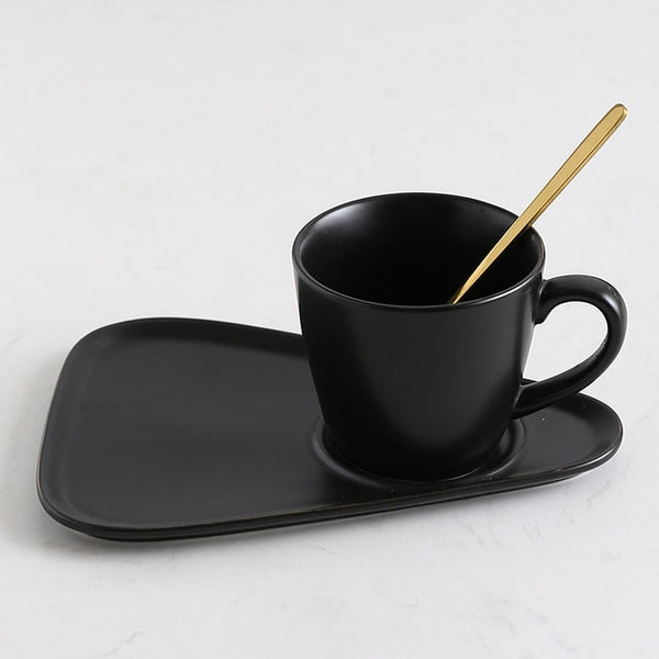 Luxurious Ceramic Tea Cup Set